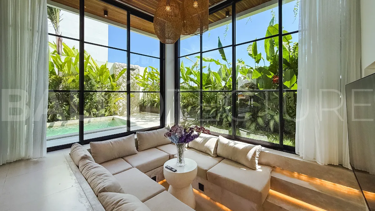 Stunning-Ricefield-View-2-Bedroom-Villa-for-Sale-in-Cemagi-69