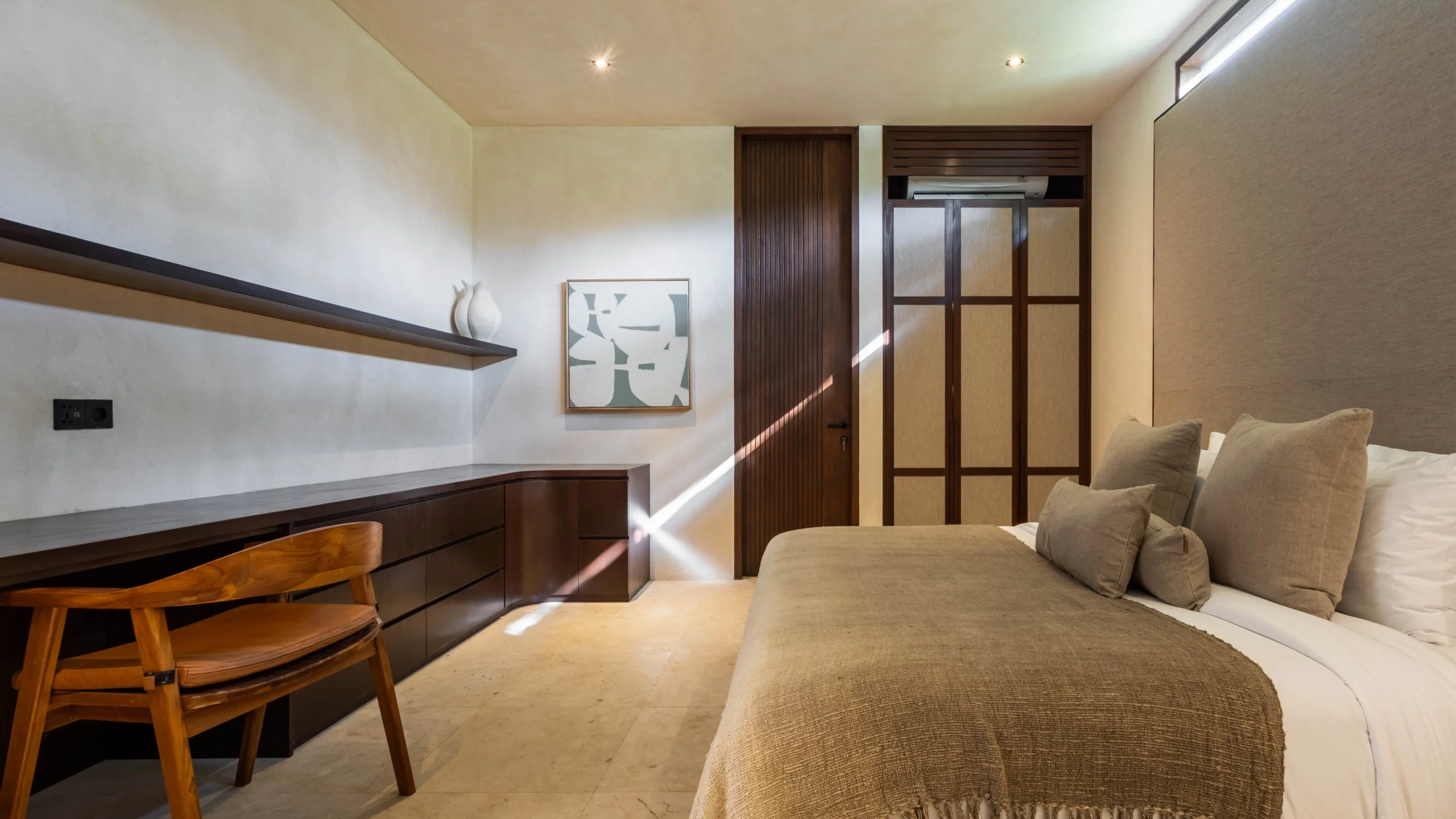 Luxury Riverside Villa in Tumbak Bayuh, Prime Residential Investment10