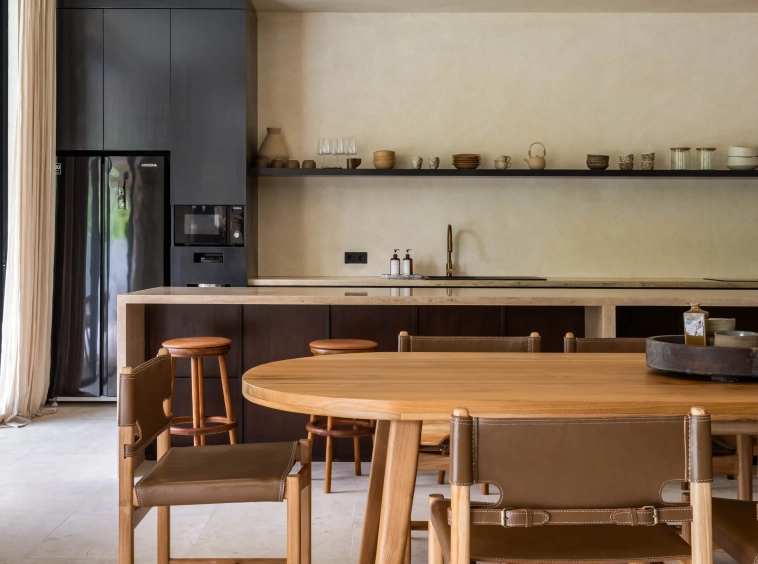 Luxury Riverside Villa in Tumbak Bayuh, Prime Residential Investment1