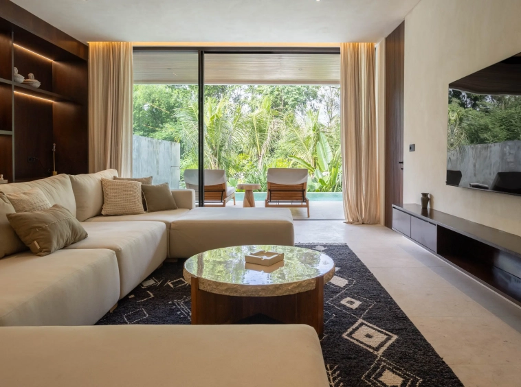 Luxury Riverside Villa in Tumbak Bayuh, Prime Residential Investment2