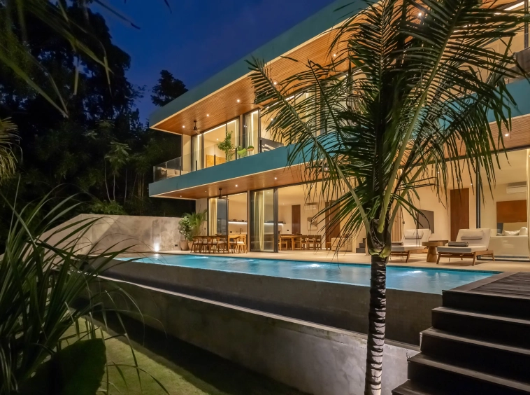 Luxury Riverside Villa in Tumbak Bayuh, Prime Residential Investment9