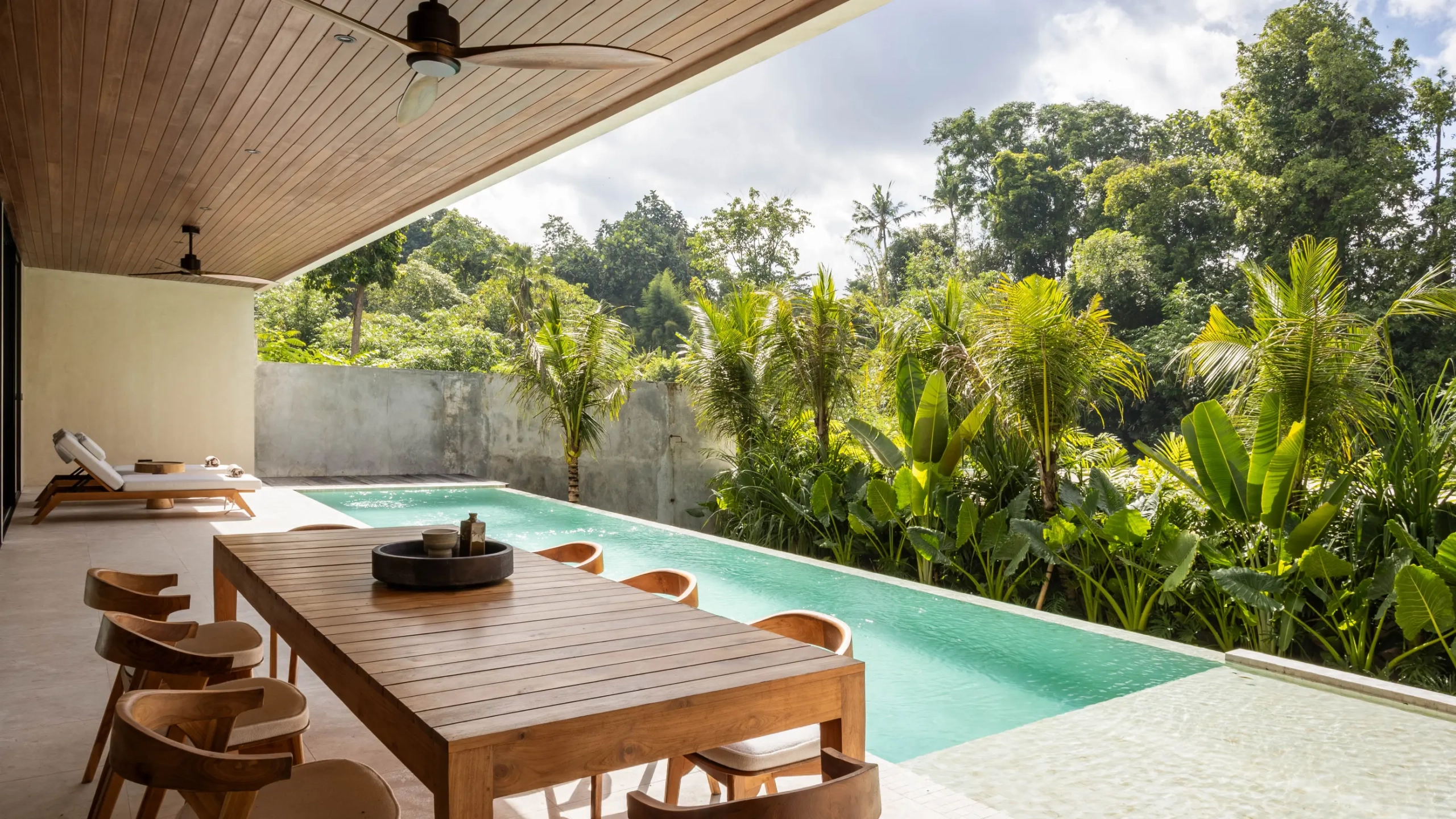 Luxury Riverside Villa in Tumbak Bayuh, Prime Residential Investment13