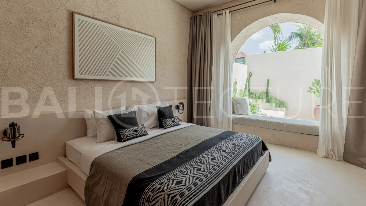 2-Units-Middle-Eastern-Inspired-Villa-for-Sale-in-Canggu-Padang-Linjong-12