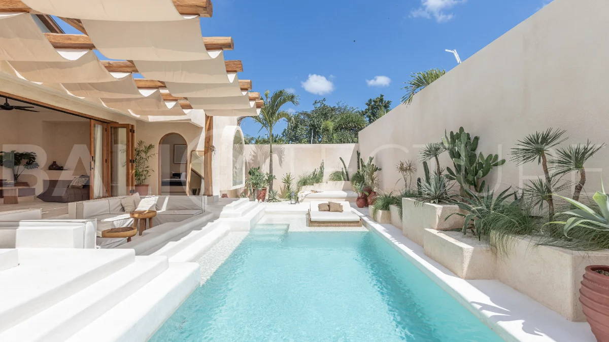 2-Units-Middle-Eastern-Inspired-Villa-for-Sale-in-Canggu-Padang-Linjong-2