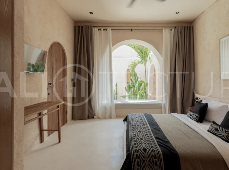 2-Units-Middle-Eastern-Inspired-Villa-for-Sale-in-Canggu-Padang-Linjong-18