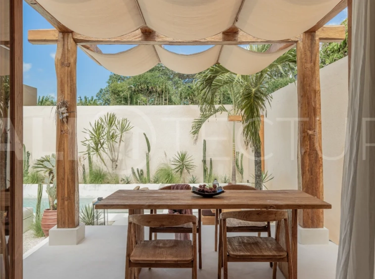 2-Units-Middle-Eastern-Inspired-Villa-for-Sale-in-Canggu-Padang-Linjong-11