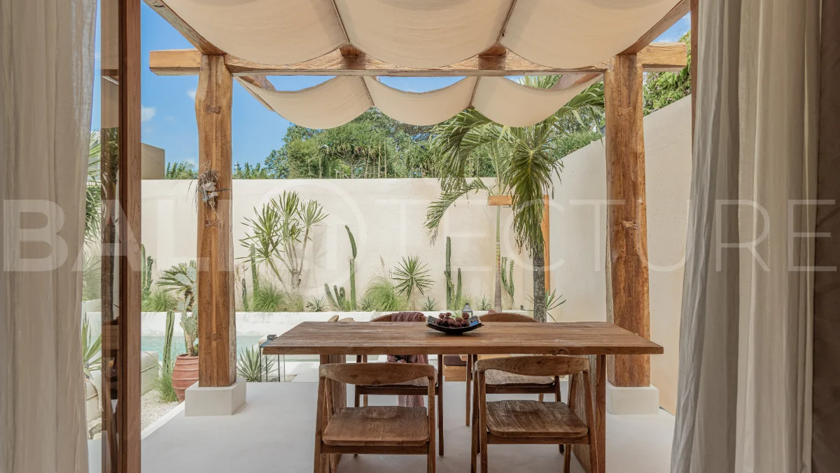 2-Units-Middle-Eastern-Inspired-Villa-for-Sale-in-Canggu-Padang-Linjong-11