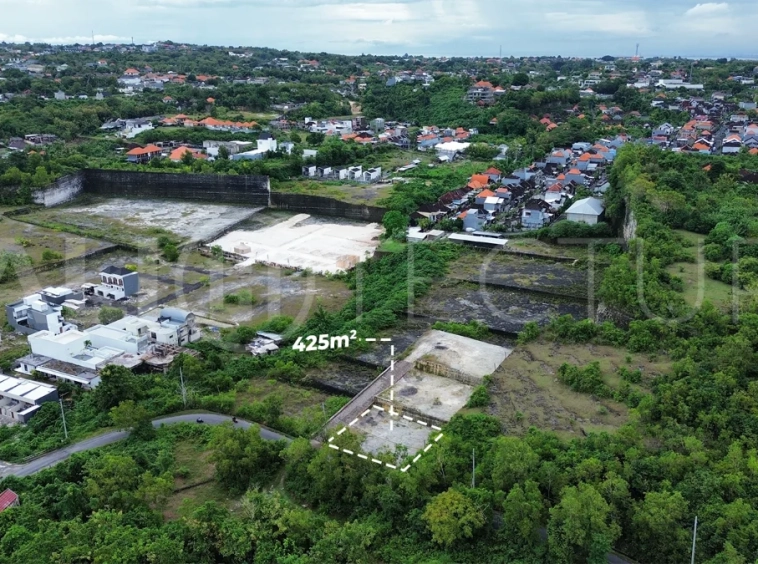 Commercial-Streetfront-Land-for-Sale-in-Melasti-3