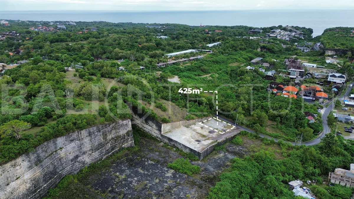 Commercial-Streetfront-Land-for-Sale-in-Melasti-5