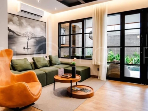 Prime-Location-3-Bedroom-Exclusive-Villa-for-Sale-near-Berawa-Beach-1