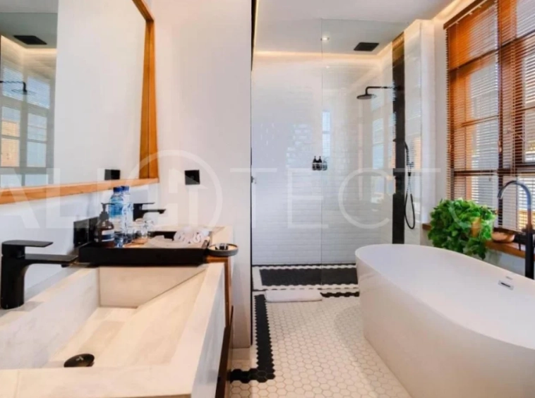 Prime-Location-3-Bedroom-Exclusive-Villa-for-Sale-near-Berawa-Beach-2