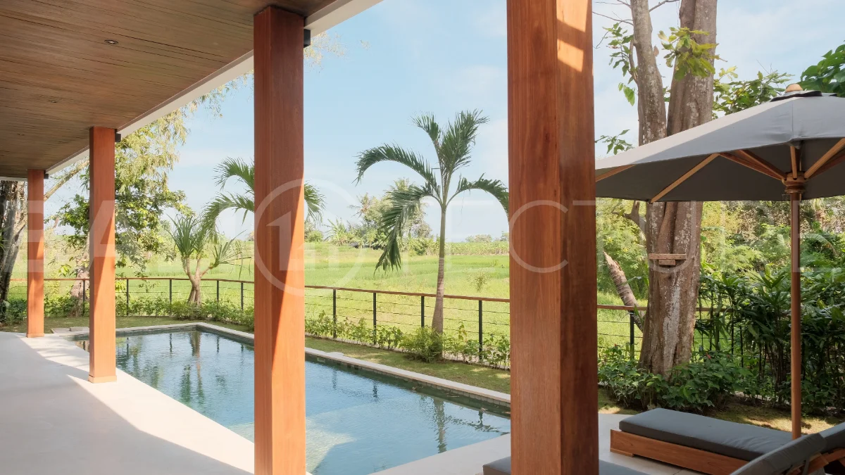 Ricefield-View-4-Bedroom-Villa-for-Sale-in-Tanah-Lot-8