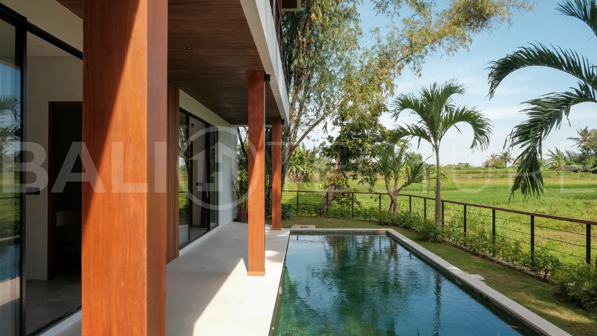 Ricefield-View-4-Bedroom-Villa-for-Sale-in-Tanah-Lot-10