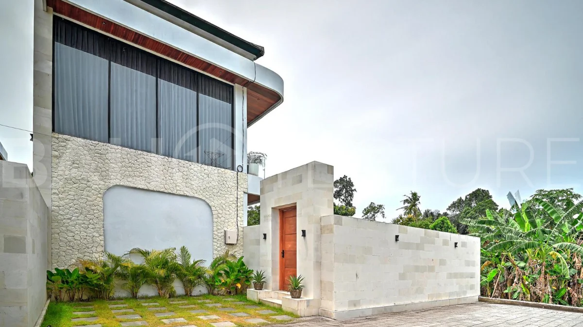 Stunning-Jungle-View-3-Bedroom-Villa-for-Sale-in-Kaba-Kaba-11