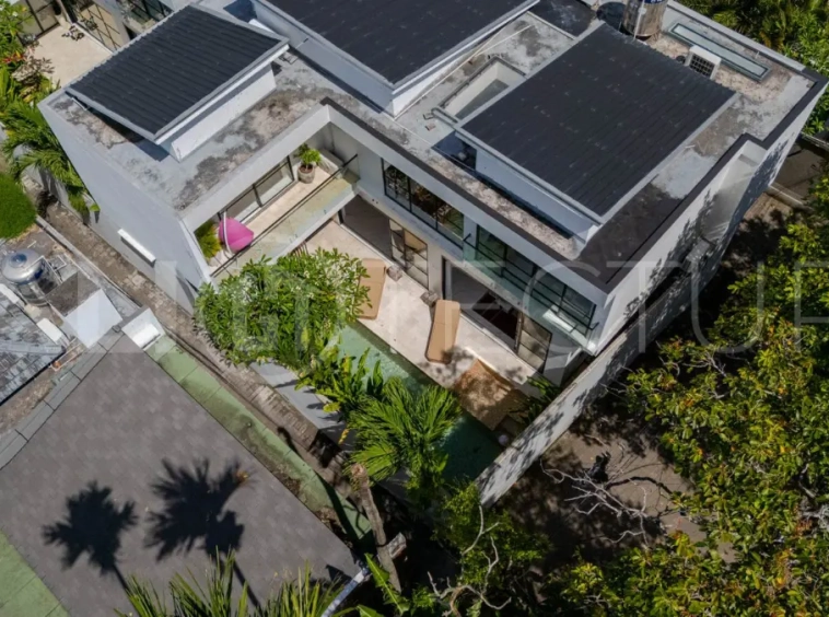 Spacious 3BR Villa in Seminyak – Ideal for Living or Investment9