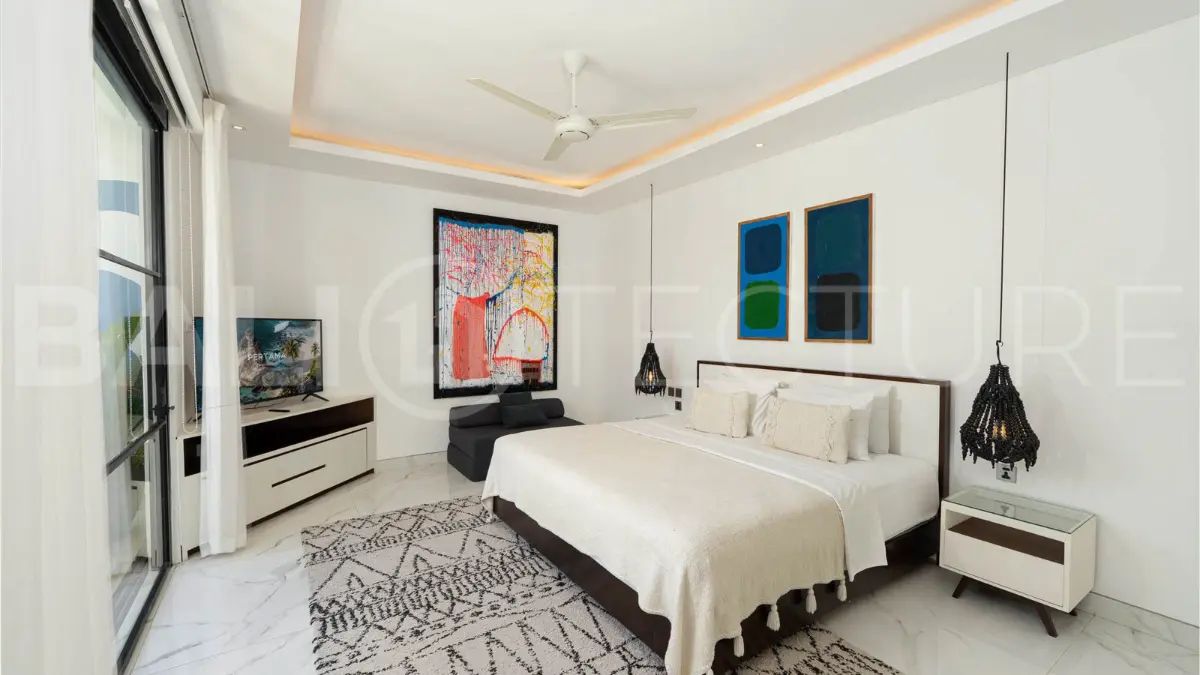 Spacious 3BR Villa in Seminyak – Ideal for Living or Investment1