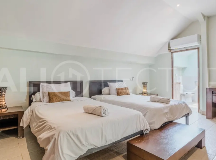 Comfortable Family Villa in Seminyak with Open Living8