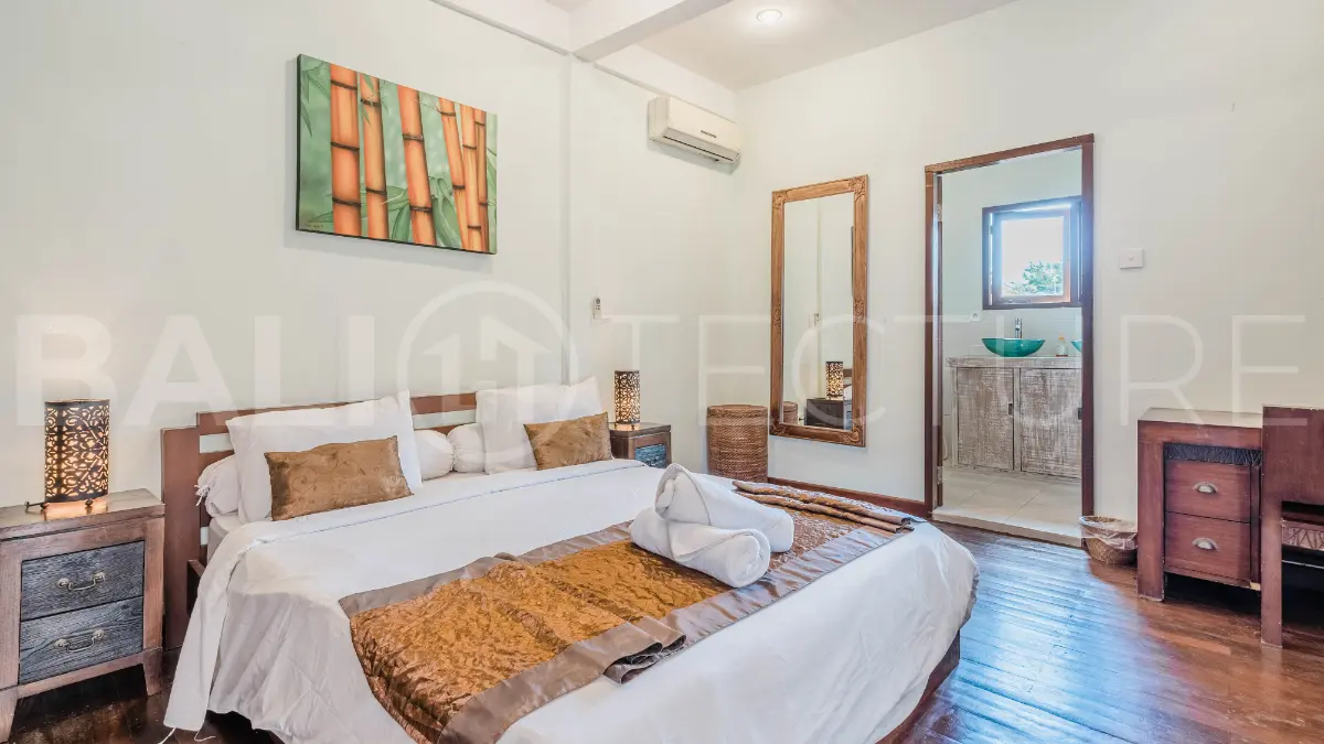 Comfortable Family Villa in Seminyak with Open Living9