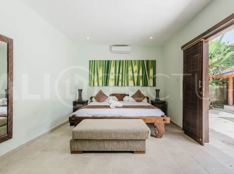 Comfortable Family Villa in Seminyak with Open Living12