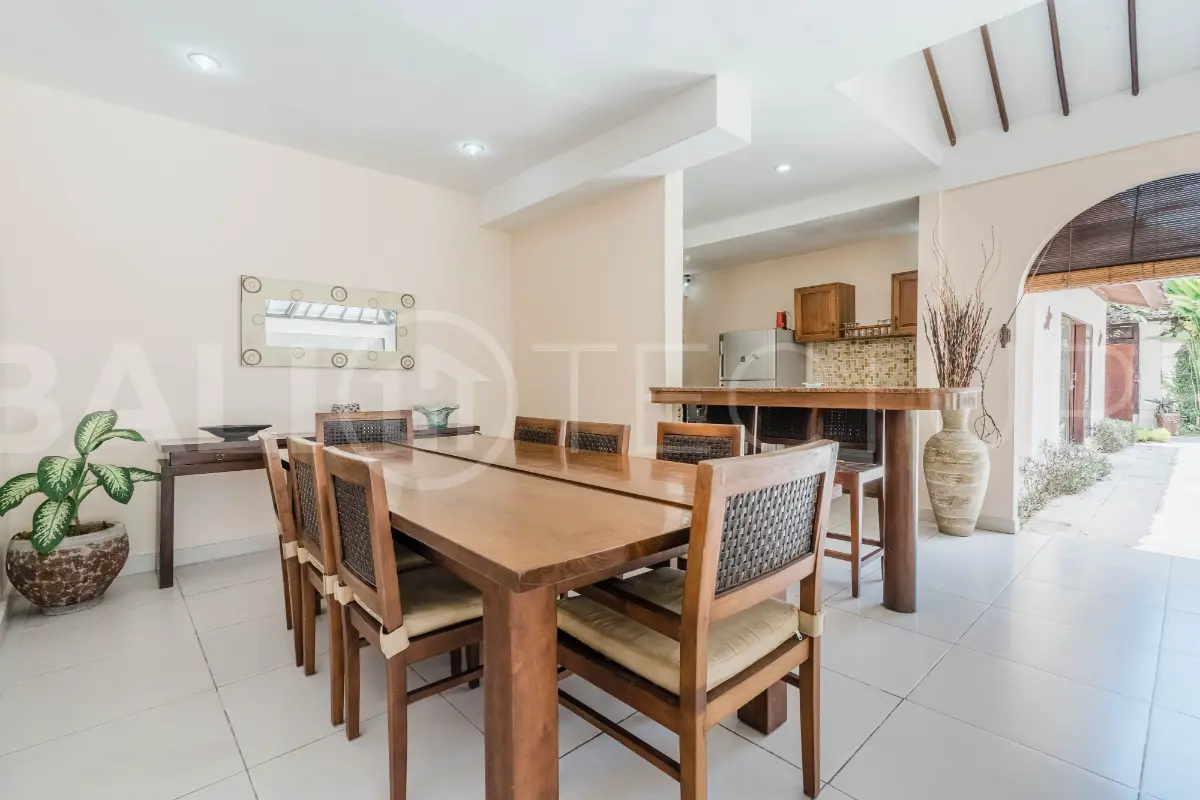 Comfortable Family Villa in Seminyak with Open Living20