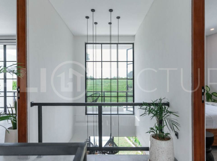 Modern Tropical Villa with Sunset Rice Field Views in Babakan12