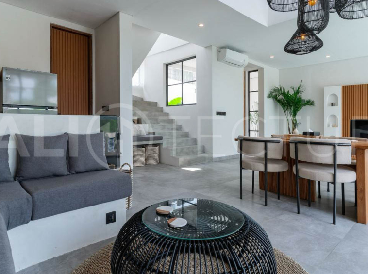Modern Tropical Villa with Sunset Rice Field Views in Babakan1