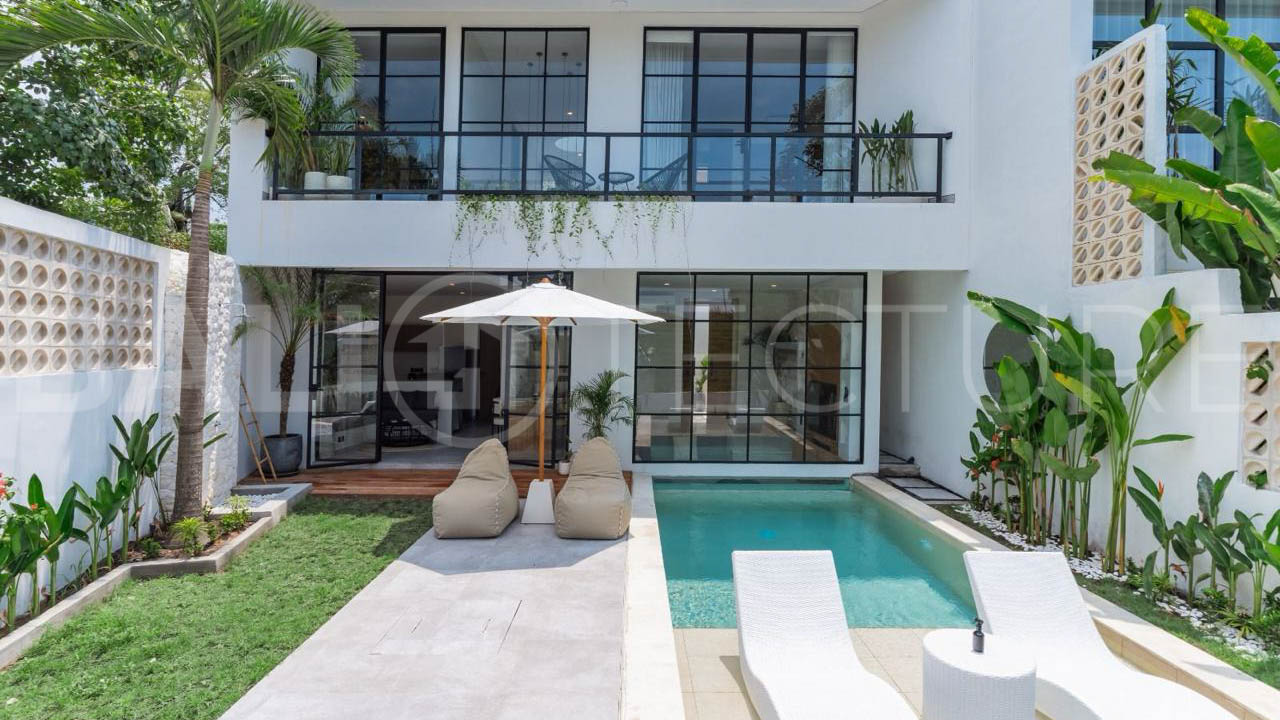Modern Tropical Villa with Sunset Rice Field Views in Babakan4