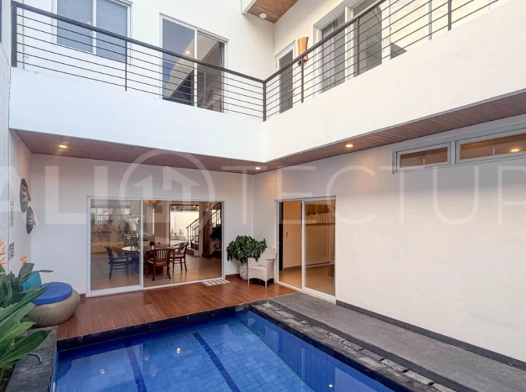 Charming-3-Bedroom-Villa-for-Sale-in-Seminyak-Residential-2