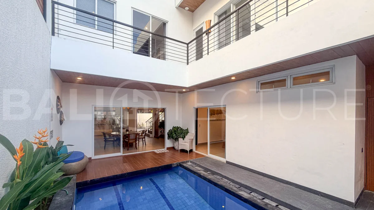 Charming-3-Bedroom-Villa-for-Sale-in-Seminyak-Residential-2