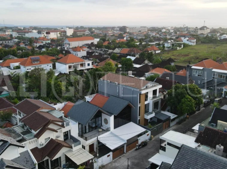 Charming-3-Bedroom-Villa-for-Sale-in-Seminyak-Residential-1