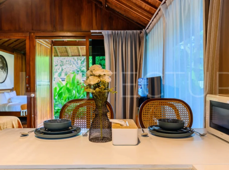 Charming-Wooden-1-Bedroom-Villa-for-Sale-in-Ungasan-11