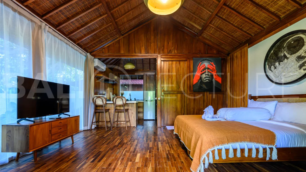 Charming-Wooden-1-Bedroom-Villa-for-Sale-in-Ungasan-6