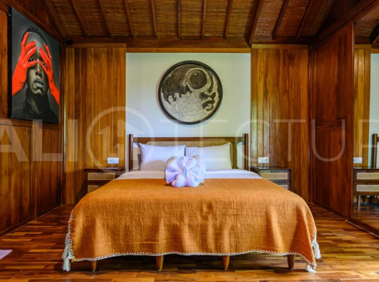 Charming-Wooden-1-Bedroom-Villa-for-Sale-in-Ungasan-7