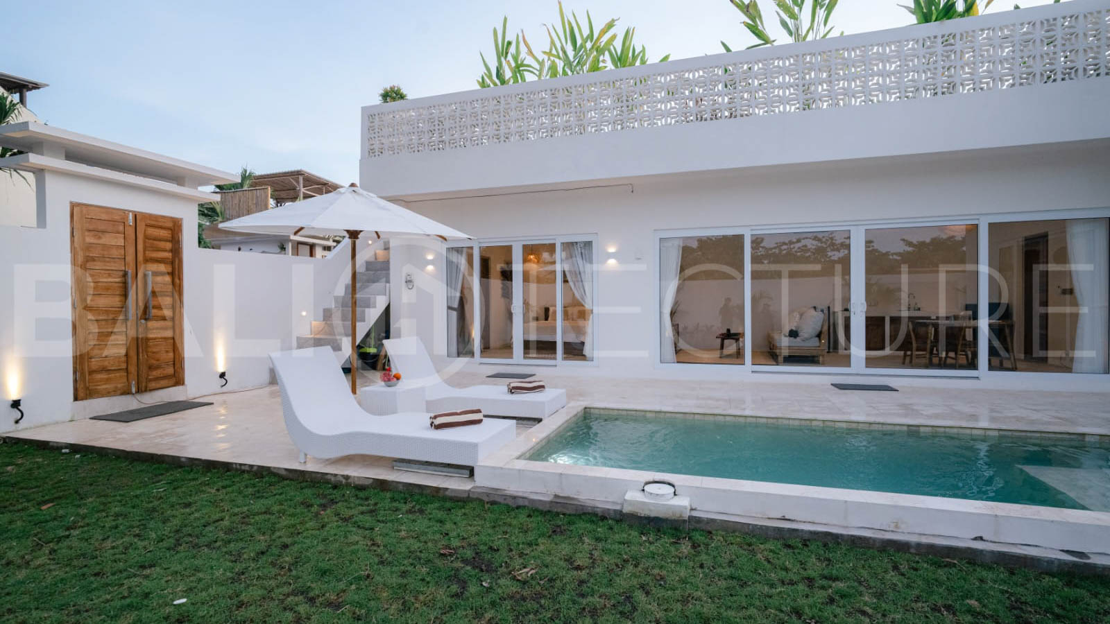Modern 2 Bedroom Villa with Rooftop & Tropical Garden in Nyang Nyang16