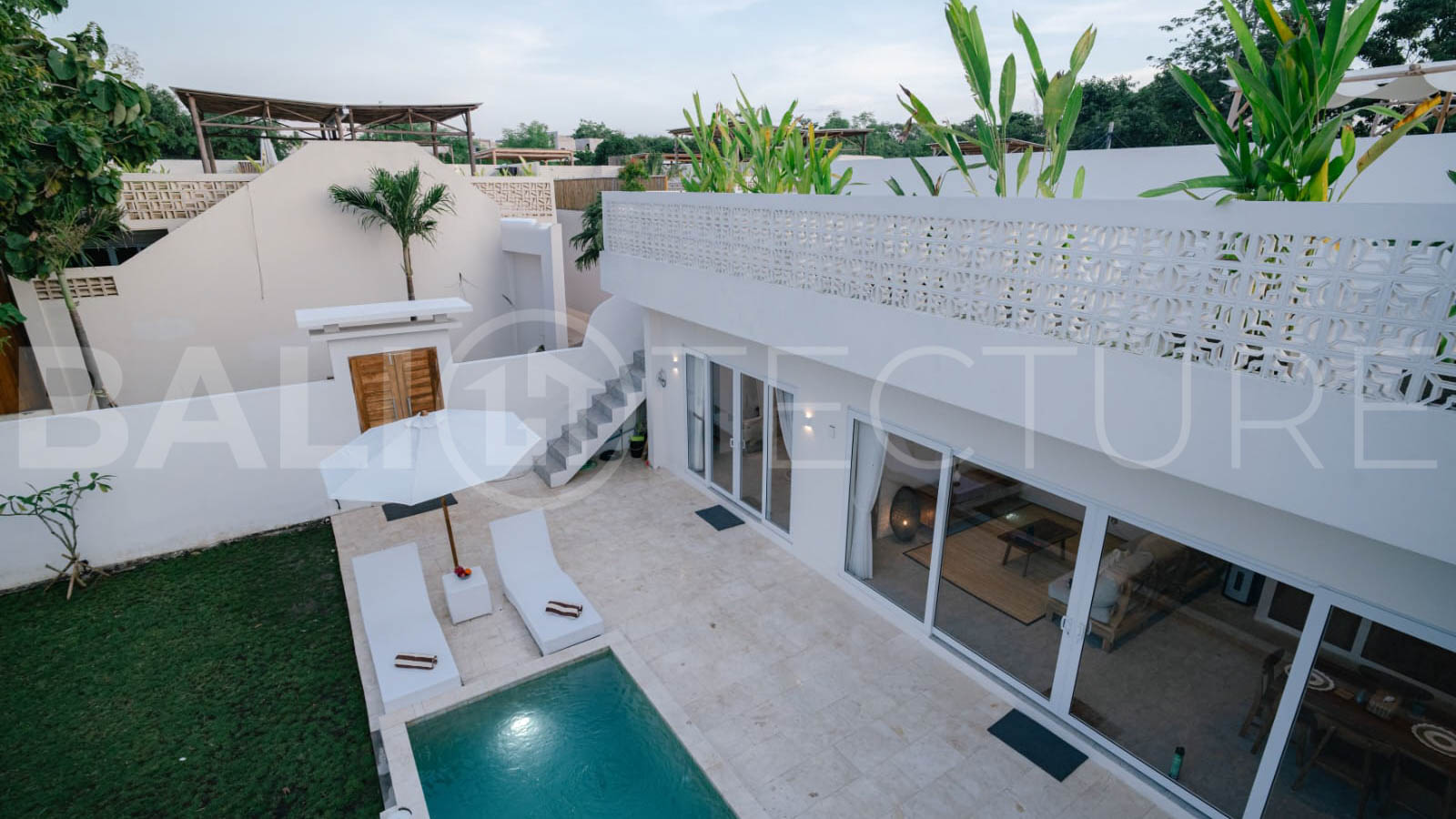 Modern 2 Bedroom Villa with Rooftop & Tropical Garden in Nyang Nyang17
