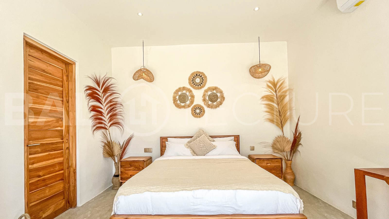 Modern 2 Bedroom Villa with Rooftop & Tropical Garden in Nyang Nyang18