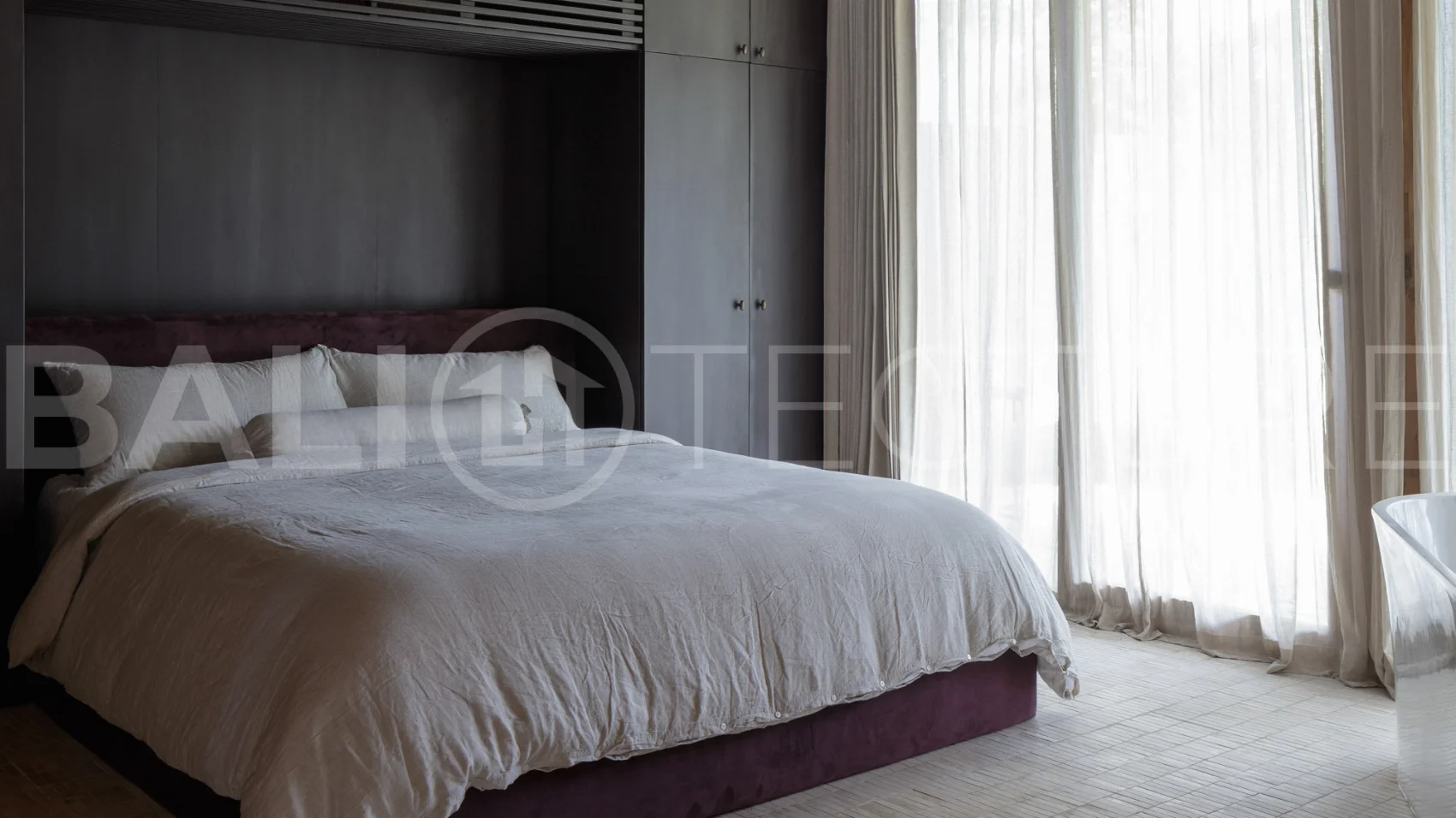 Joglo-Style-3-Bedroom-Villa-for-Sale-in-Buwit-Tabanan-9