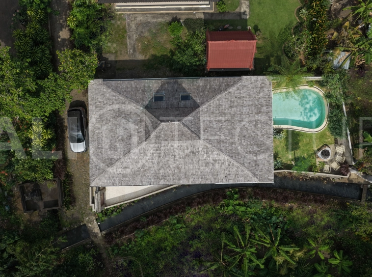 Joglo-Style-3-Bedroom-Villa-for-Sale-in-Buwit-Tabanan-4