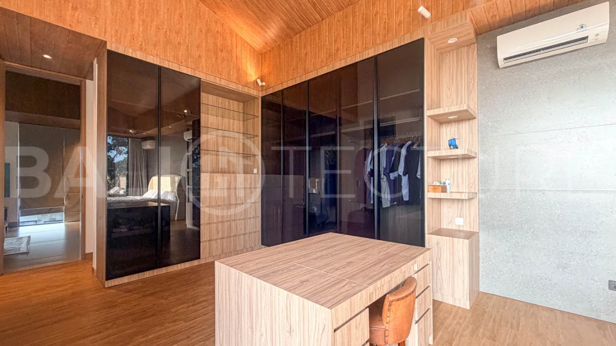 Luxurious-Modern-3-1-Bedroom-Villa-for-Sale-in-Seminyak-Residential-13