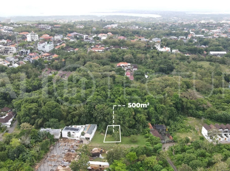 Perfectly-Located-500m2-Land-for-Sale-between-Ungasan-and-Uluwatu-4