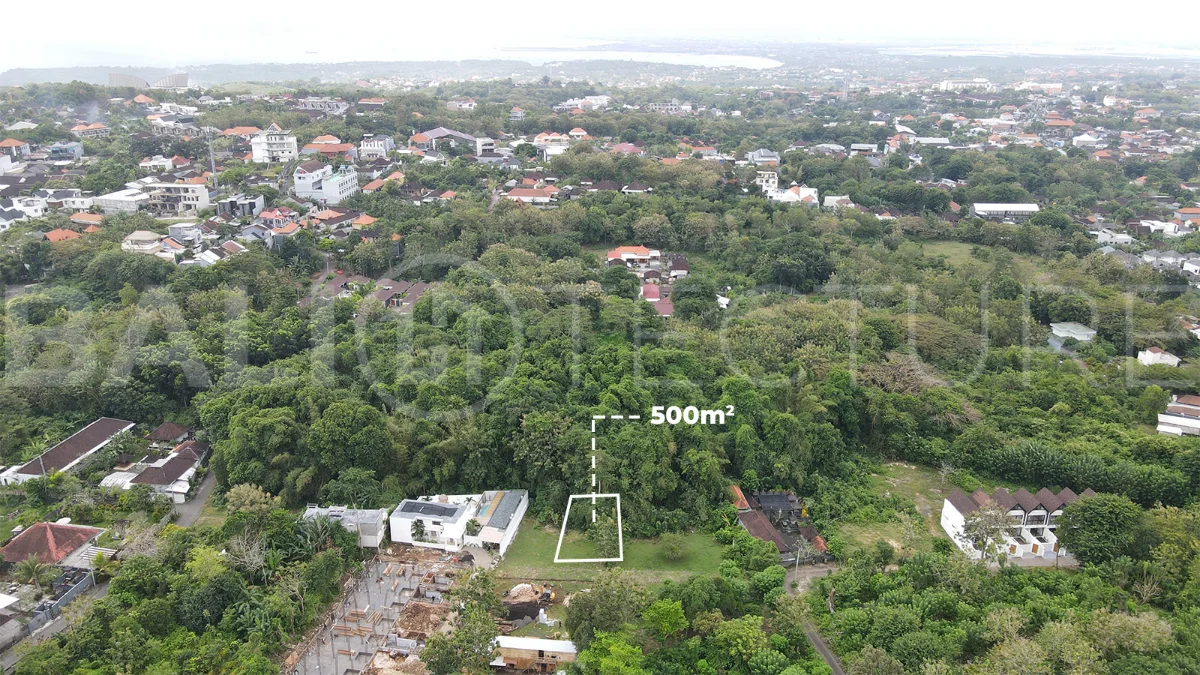 Perfectly-Located-500m2-Land-for-Sale-between-Ungasan-and-Uluwatu-4