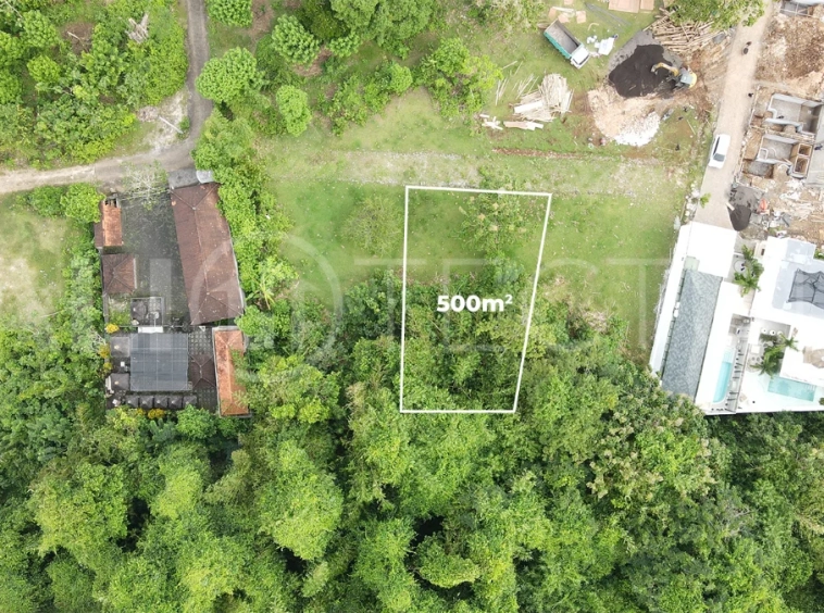 Perfectly-Located-500m2-Land-for-Sale-between-Ungasan-and-Uluwatu-2
