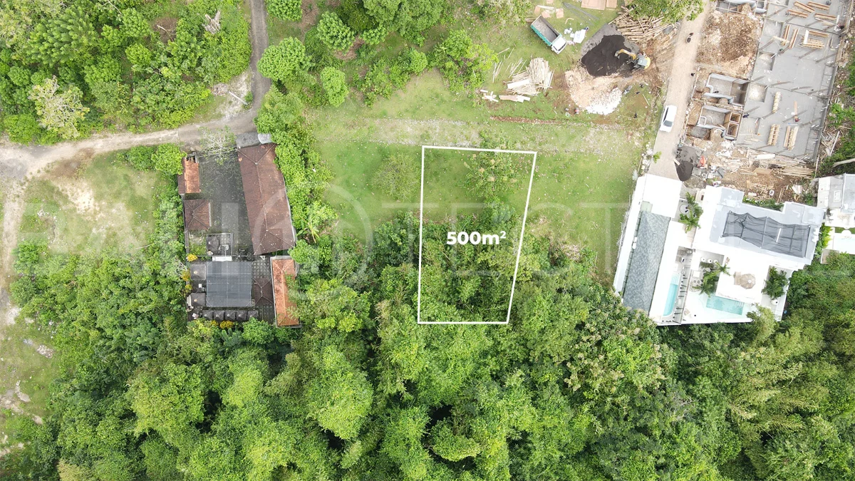 Perfectly-Located-500m2-Land-for-Sale-between-Ungasan-and-Uluwatu-2