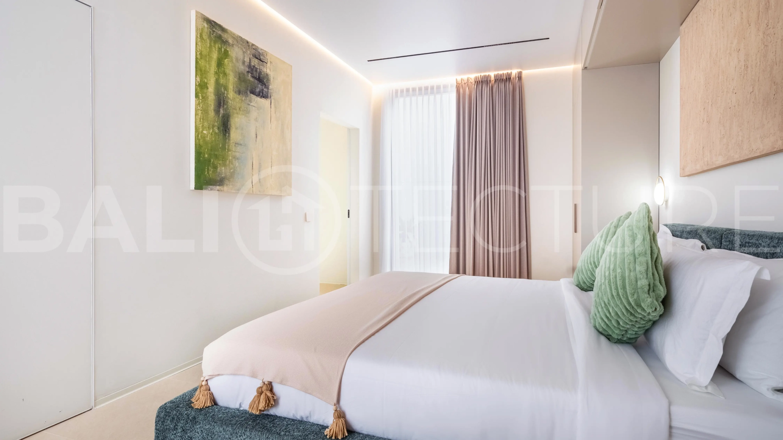 Premium-Modern-3-Bedroom-Villa-for-Sale-in-Ubud-Central-17