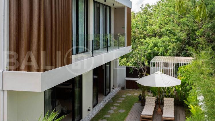 Modern 3-Bedroom Villa Near Gunung Payung Beach14