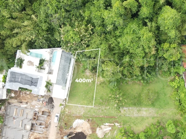Strategic-400m2-Land-for-Sale-between-Ungasan-and-Uluwatu-3