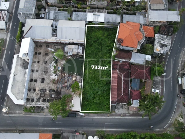 Strategic-Commercial-732m2-Land-for-Sale-in-Seminyak-1