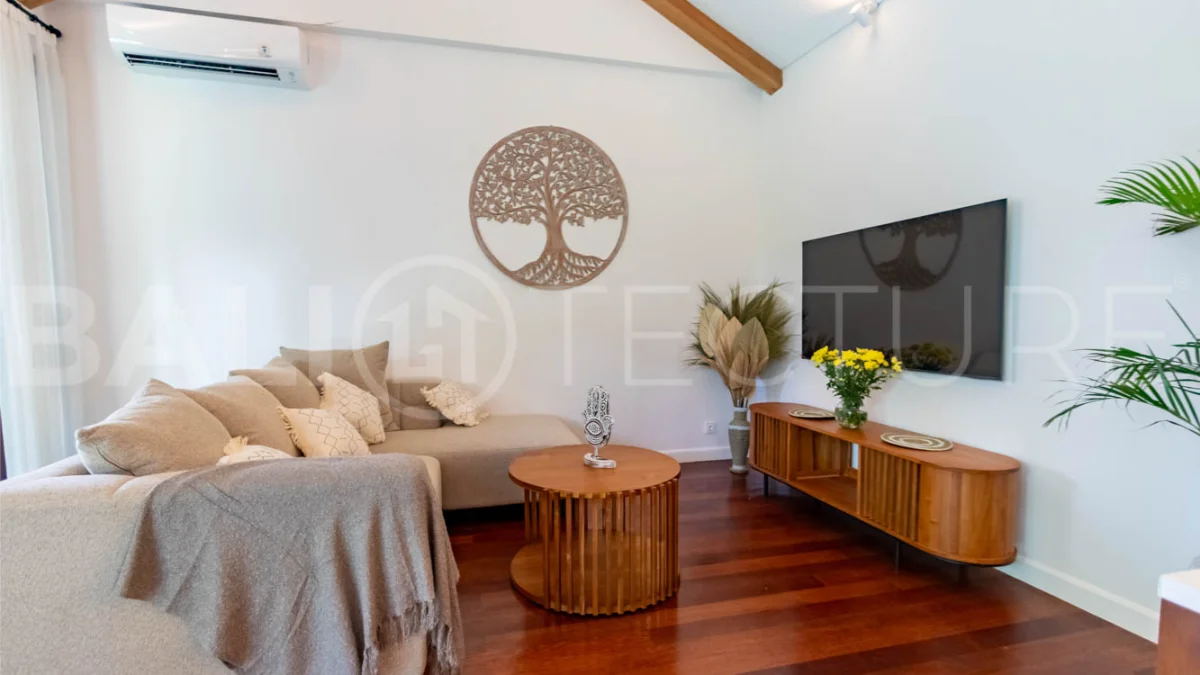 Tranquil-3-Bedroom-Tropical-Villa-for-Sale-in-Sanur-11