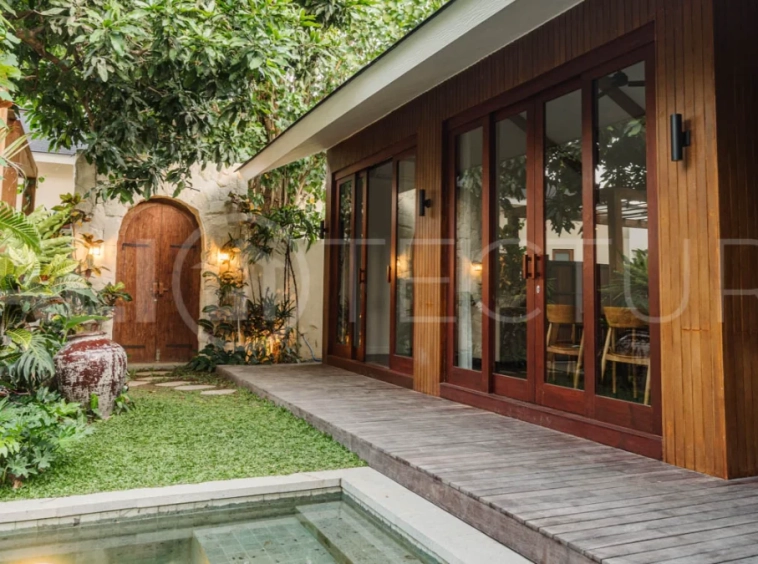 Tranquil-3-Bedroom-Tropical-Villa-for-Sale-in-Sanur-7