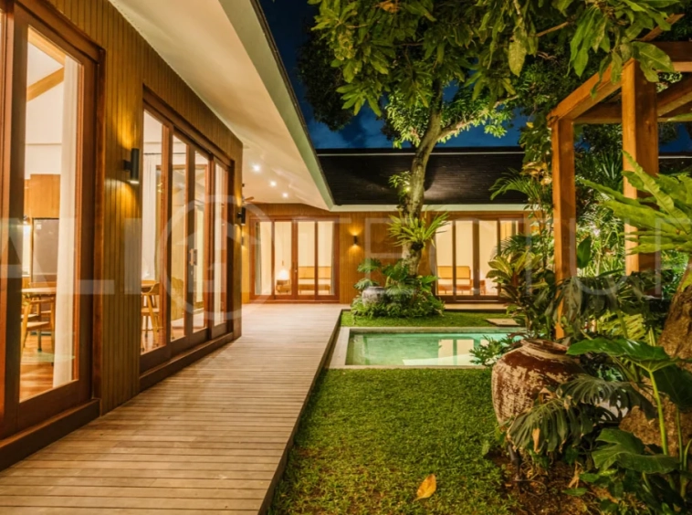Tranquil-3-Bedroom-Tropical-Villa-for-Sale-in-Sanur-10